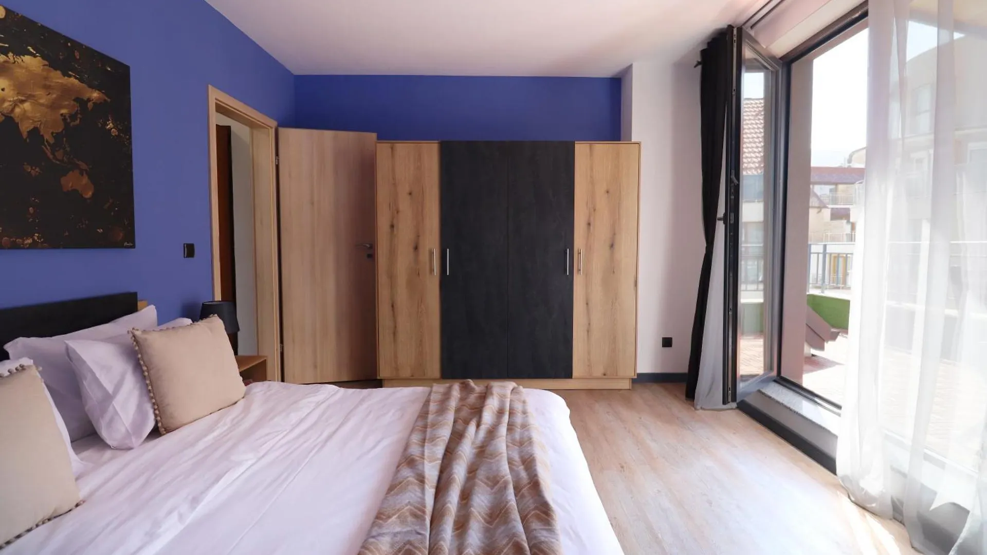 New Sofia Sunset 1Bdrm, Free Parking And Terrace Apartamento 0*,  Bulgária